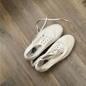 Brand new white vans authentic style